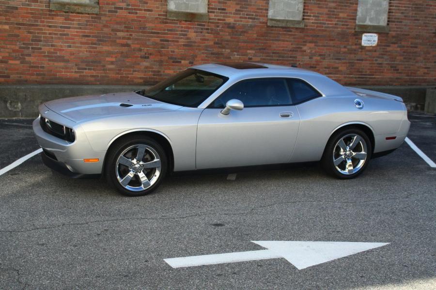  Dodge Challenger R/T 2008 года  (фото 87 из 139)